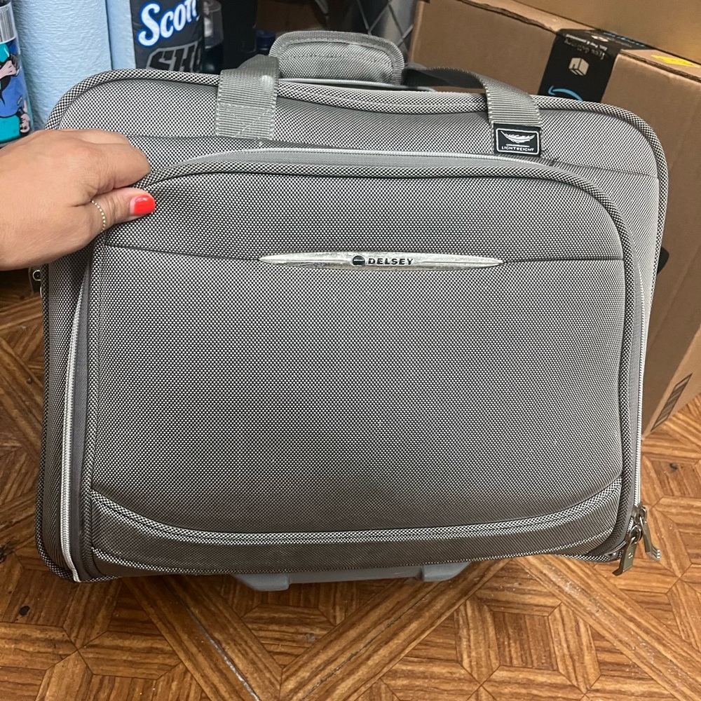 Delsey Carry On Trolley Tote Lightweight Convertible Travel Bag, Good Quality